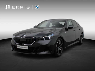BMW i5 eDrive40 M Sportpakket Pro | Travel Pack | Stuurwielrand Verwarmd | Trekhaak | Driving Assistant Plus | Harman Kardon | 20'' | Lentevoordeel