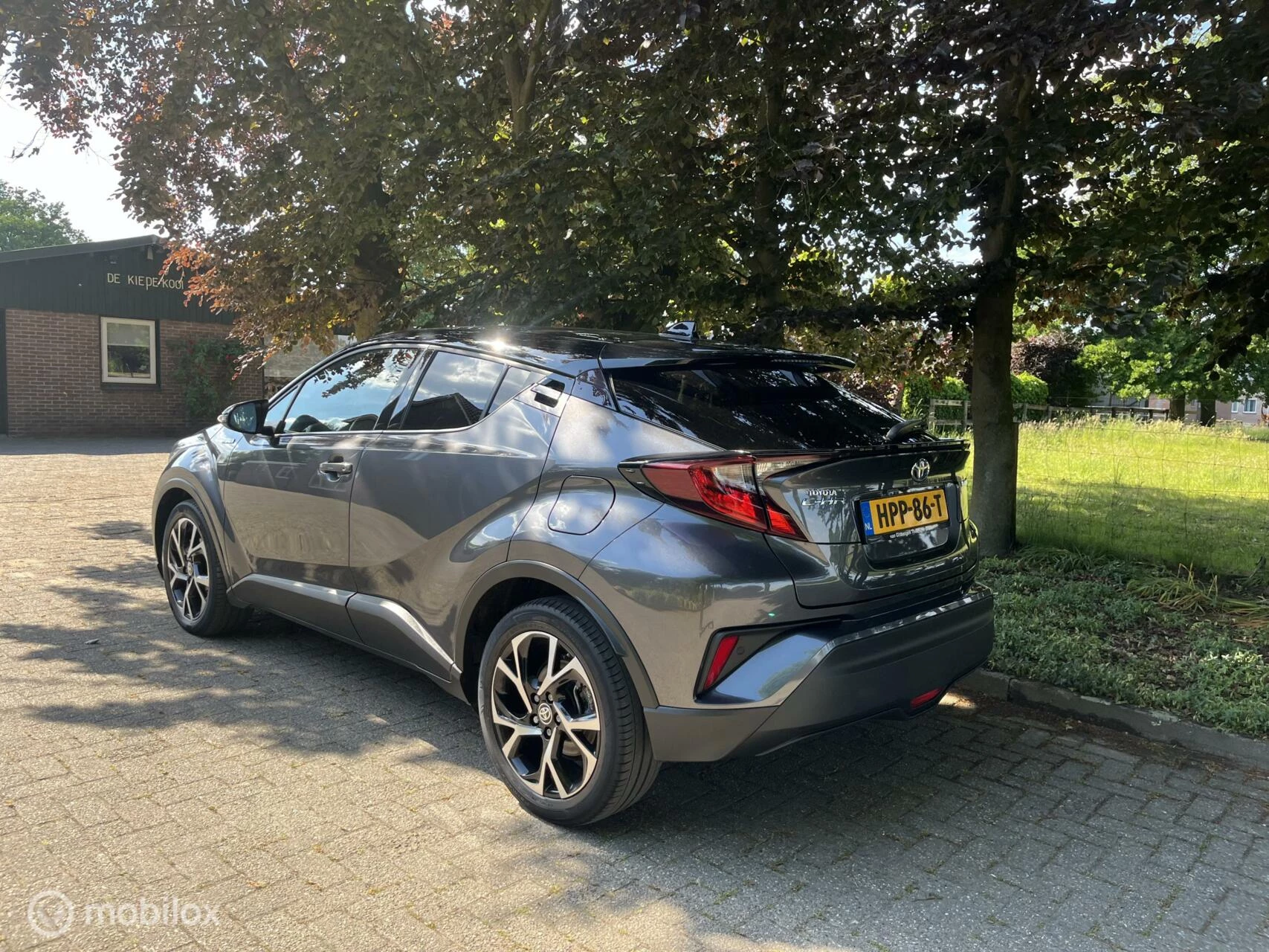 Hoofdafbeelding Toyota C-HR
