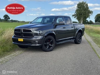 Dodge Ram 1500 4X4 5.7 V8 4x4 Crew Cab LPG G3 CarPlay Leder Nette auto!