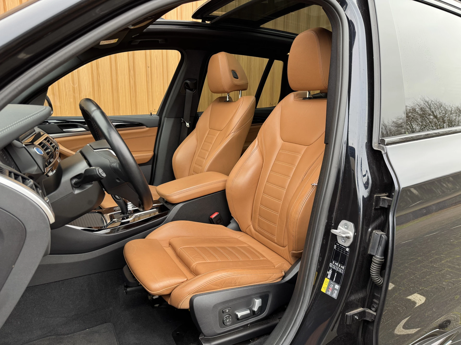 Hoofdafbeelding BMW iX3