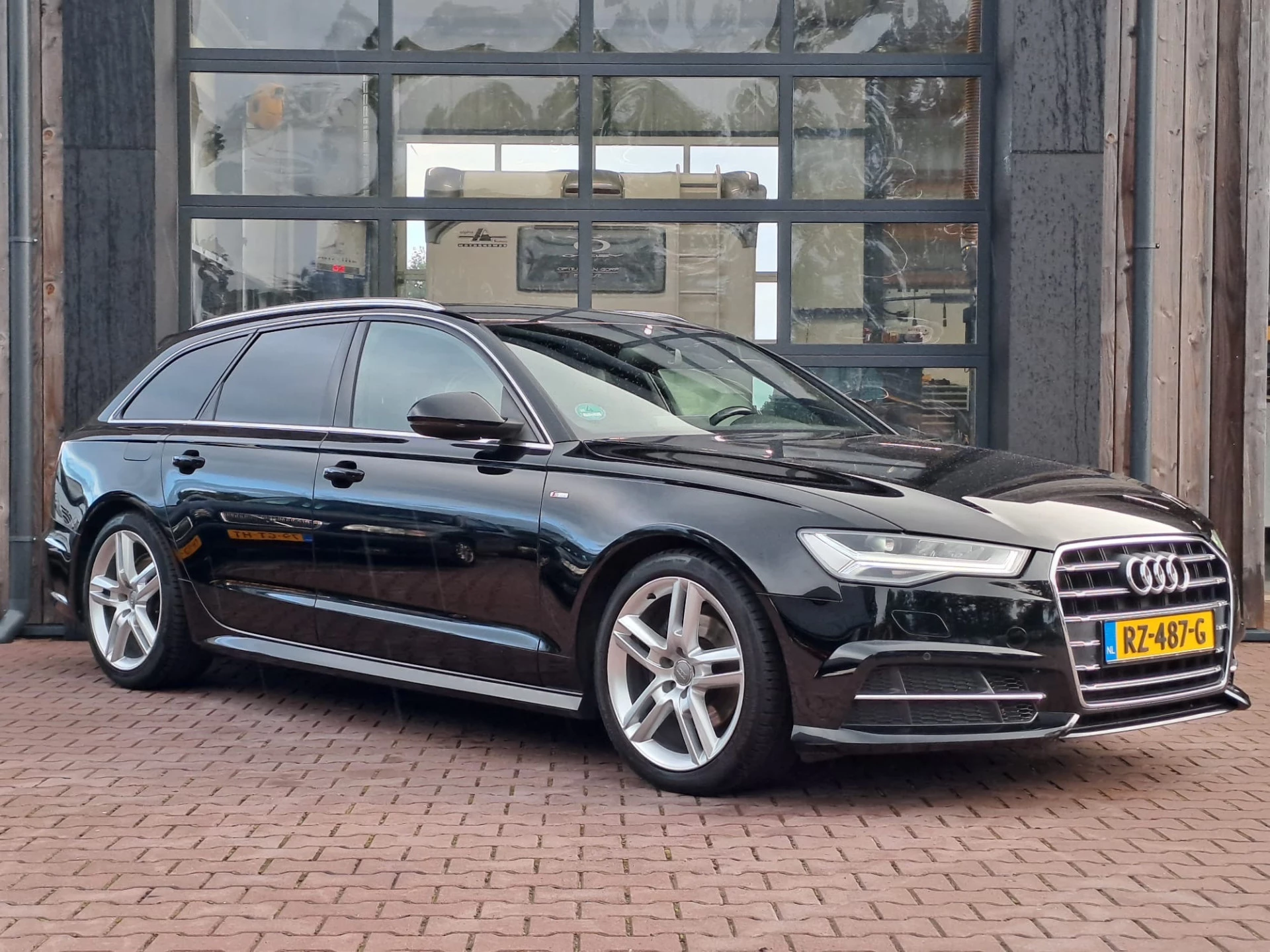 Hoofdafbeelding Audi A6