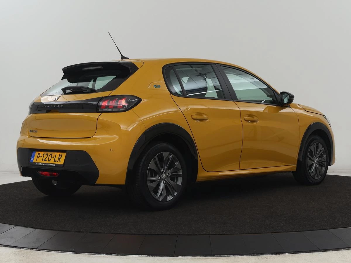 Hoofdafbeelding Peugeot e-208