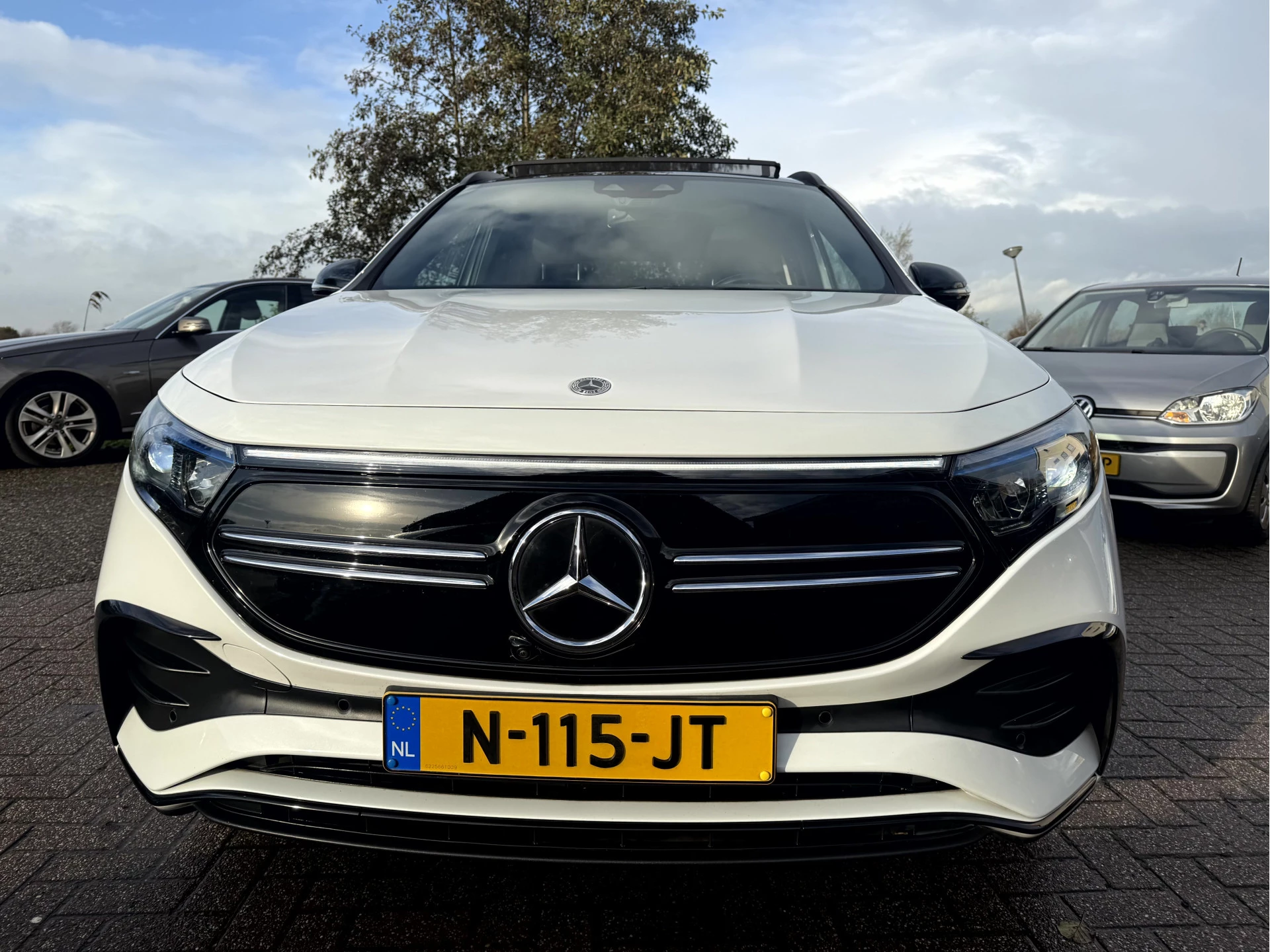 Hoofdafbeelding Mercedes-Benz EQA