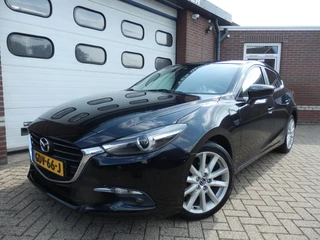 Hoofdafbeelding Mazda 3 Mazda 3 2.0 GTM 120PK AUTOMAAT/CAMERA/18 INCH VELGEN