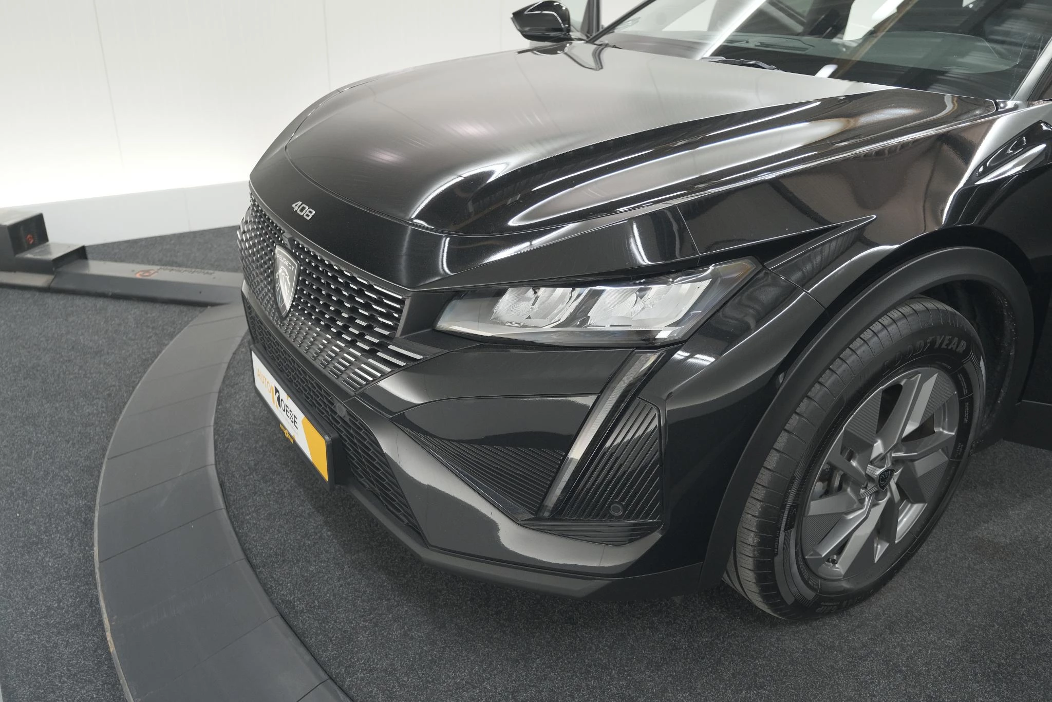 Hoofdafbeelding Peugeot 408