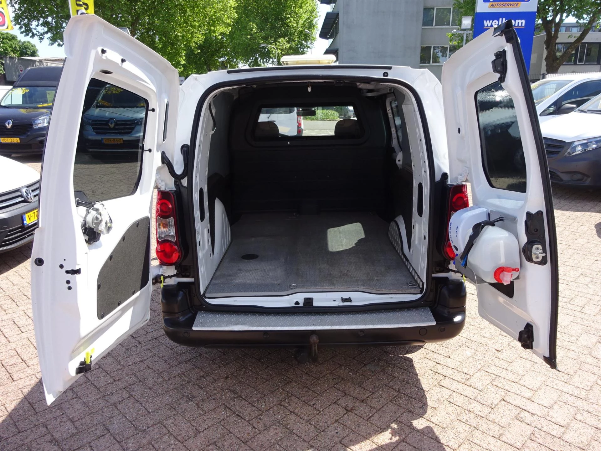 Hoofdafbeelding Peugeot Partner