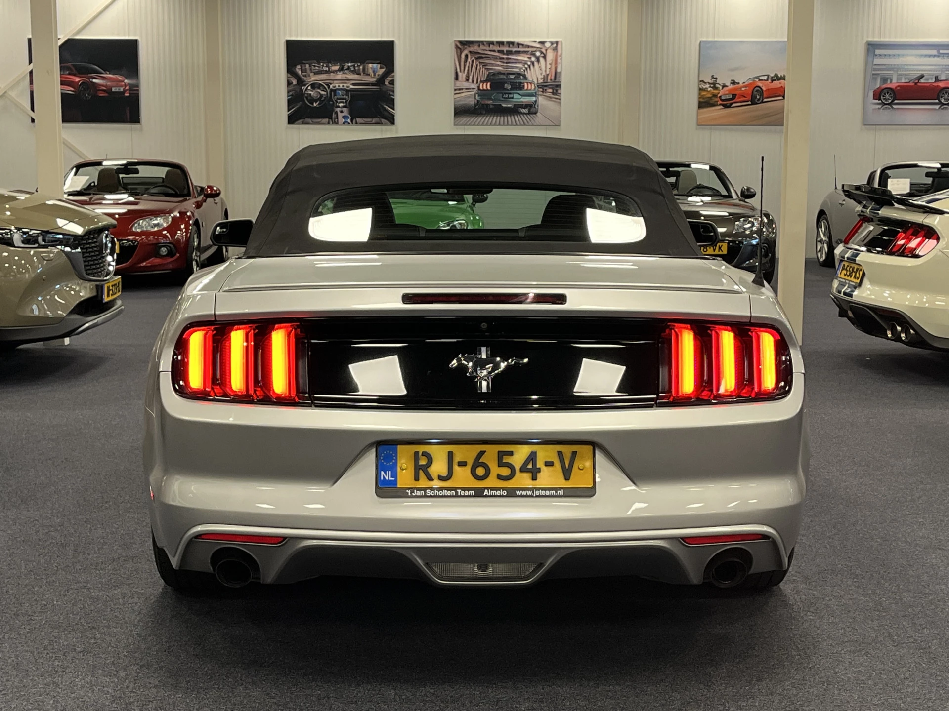 Hoofdafbeelding Ford Mustang