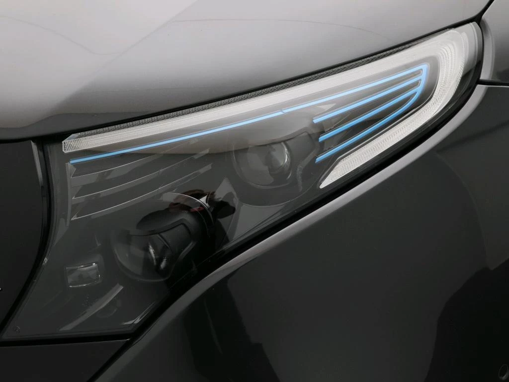 Hoofdafbeelding Mercedes-Benz EQC