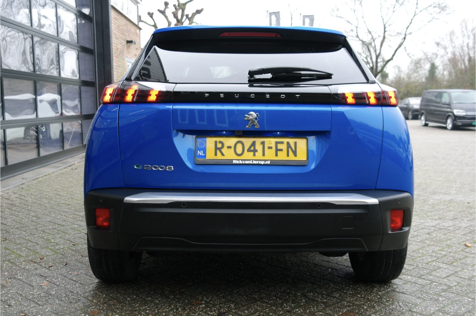 Hoofdafbeelding Peugeot e-2008