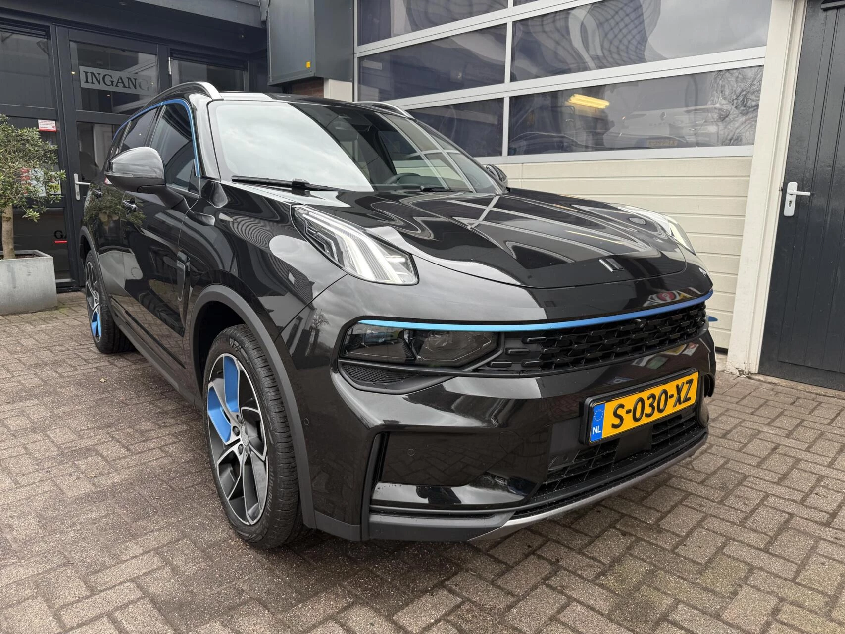 Hoofdafbeelding Lynk & Co 01