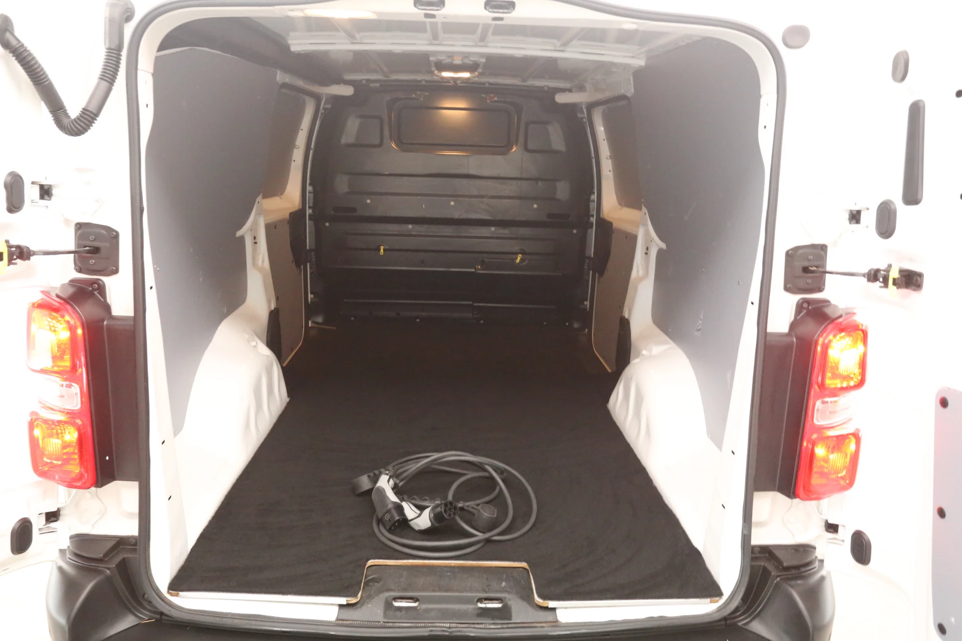 Hoofdafbeelding Opel Vivaro-e