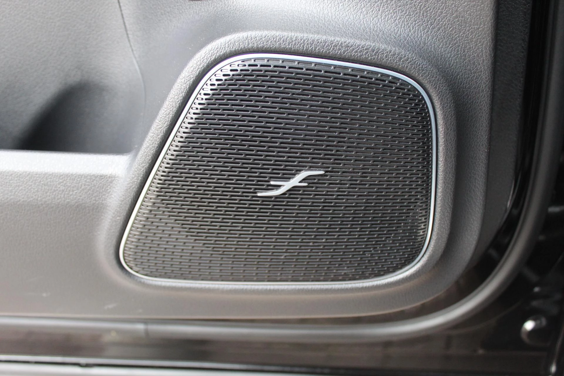 Hoofdafbeelding Mercedes-Benz EQA