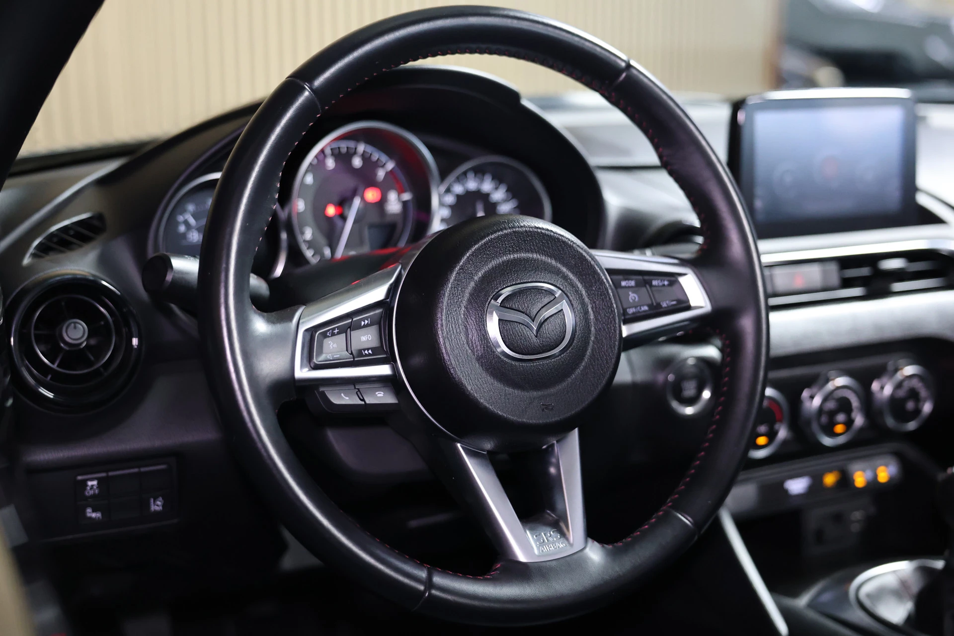 Hoofdafbeelding Mazda MX-5