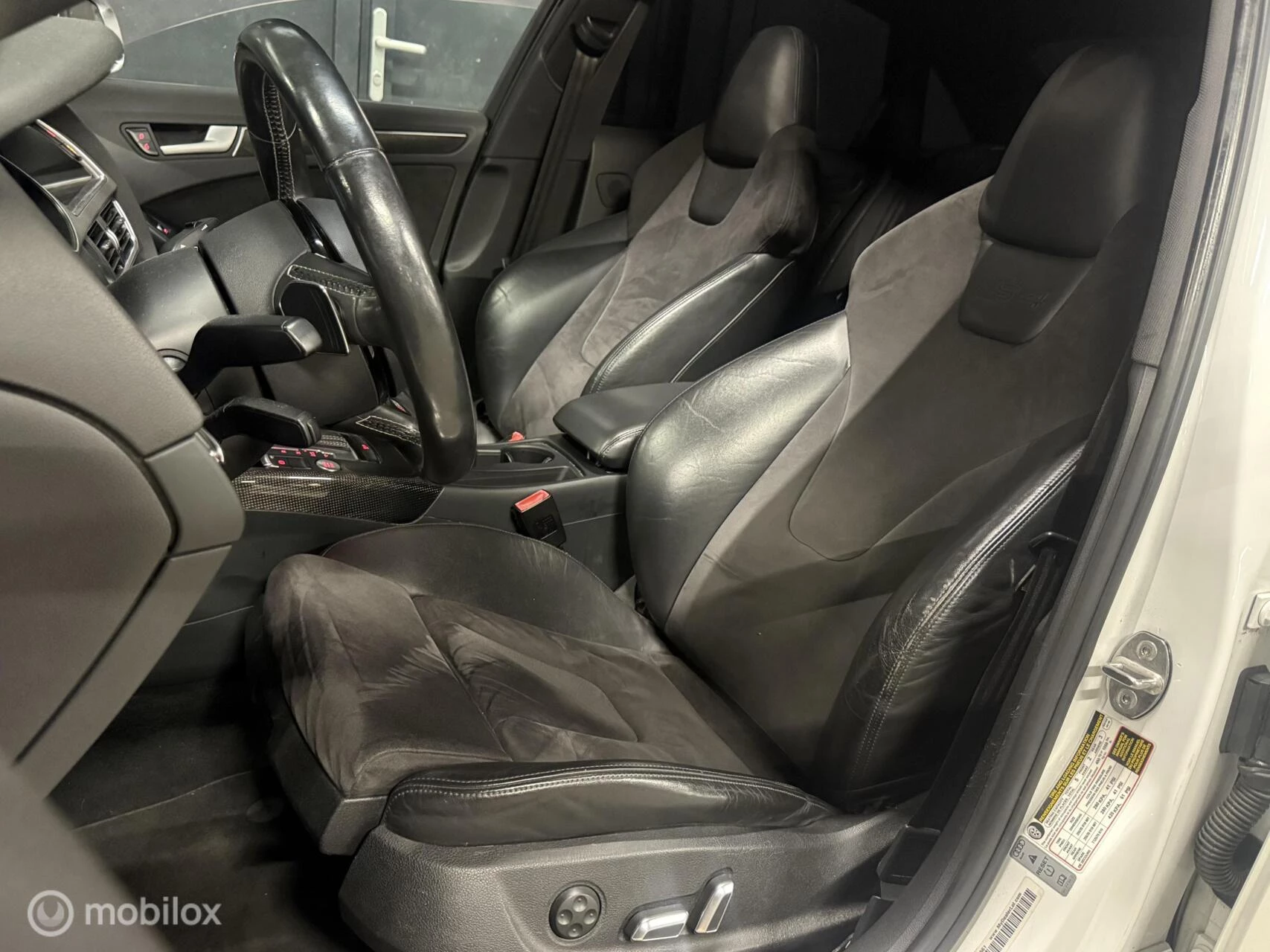 Hoofdafbeelding Audi S4