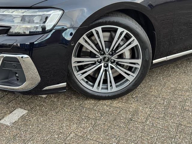 Hoofdafbeelding Audi A8