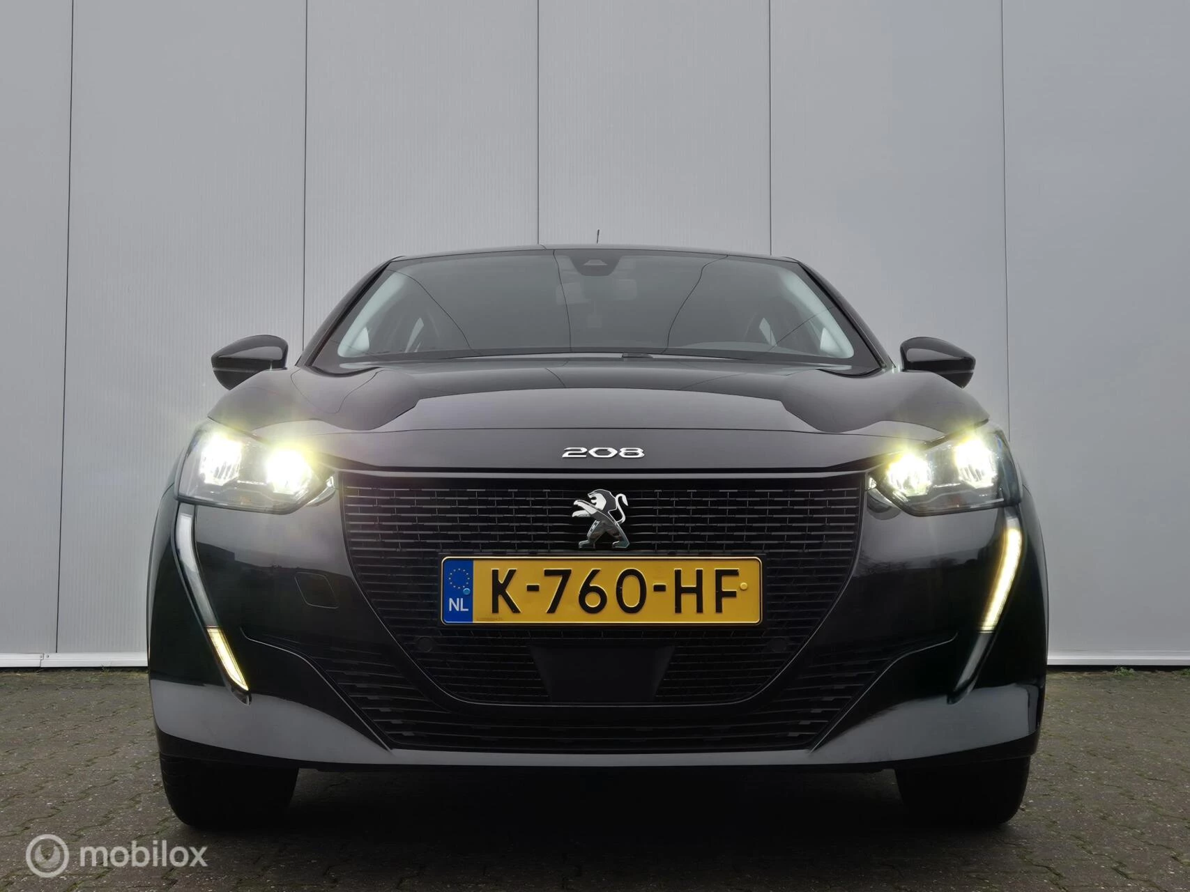 Hoofdafbeelding Peugeot e-208