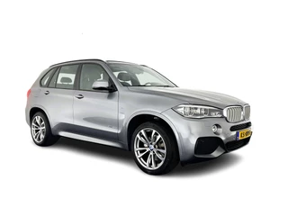 Hoofdafbeelding BMW X5 BMW X5 xDrive40d High Executive M-Sport-Pack Aut.  *PANO | DAKOTA-FULL-LEATHER | FULL-LED | HARMAN/KARDON | HEAD-UP | SOFT-CLOSE | KEYLESS | SHIFT-PADDLES |  MEMORY-PACK | BLIND-SPOT | NAVI-FULLMAP | TOWBAR | COMFORT-SEATS | 20''ALU*