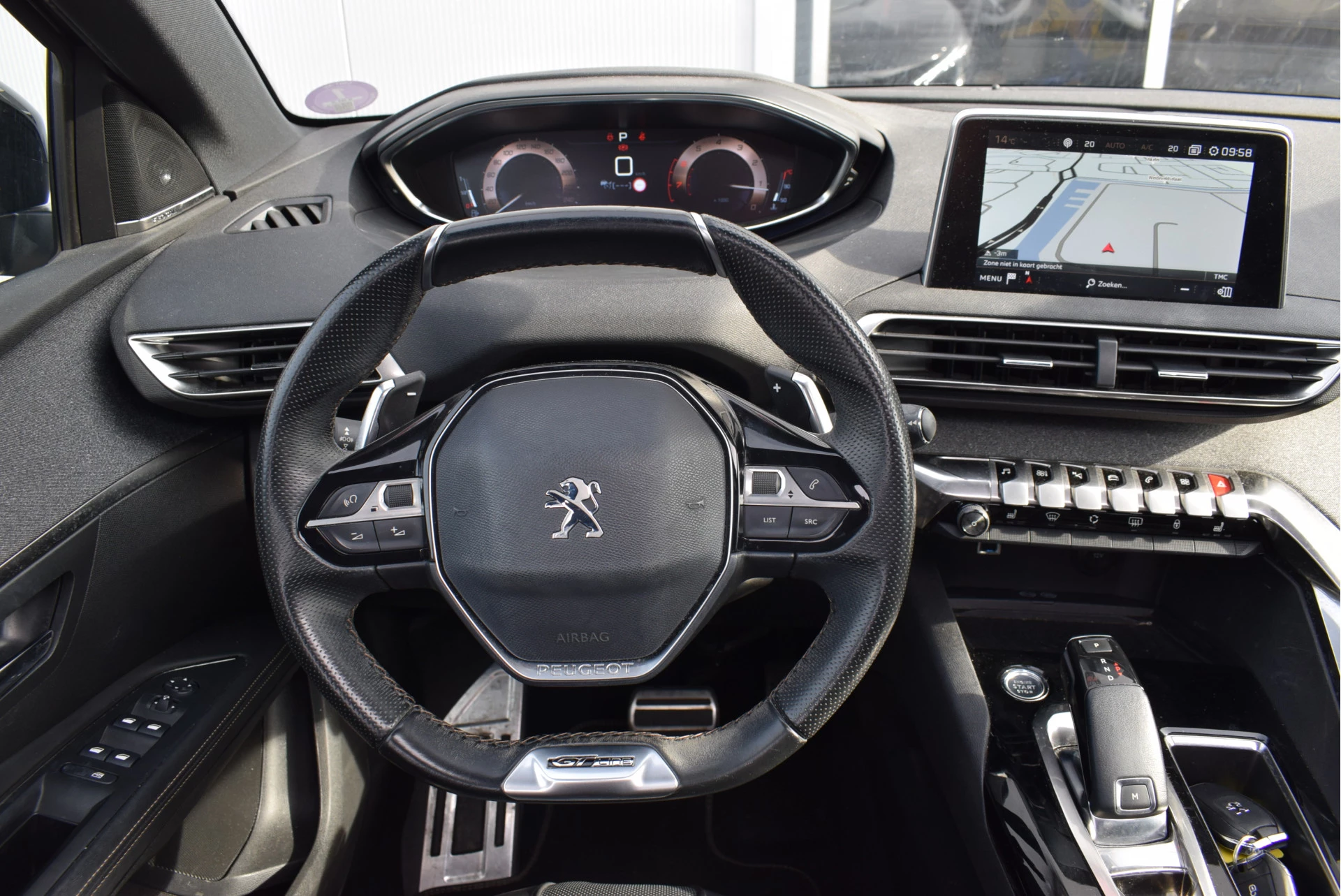 Hoofdafbeelding Peugeot 5008