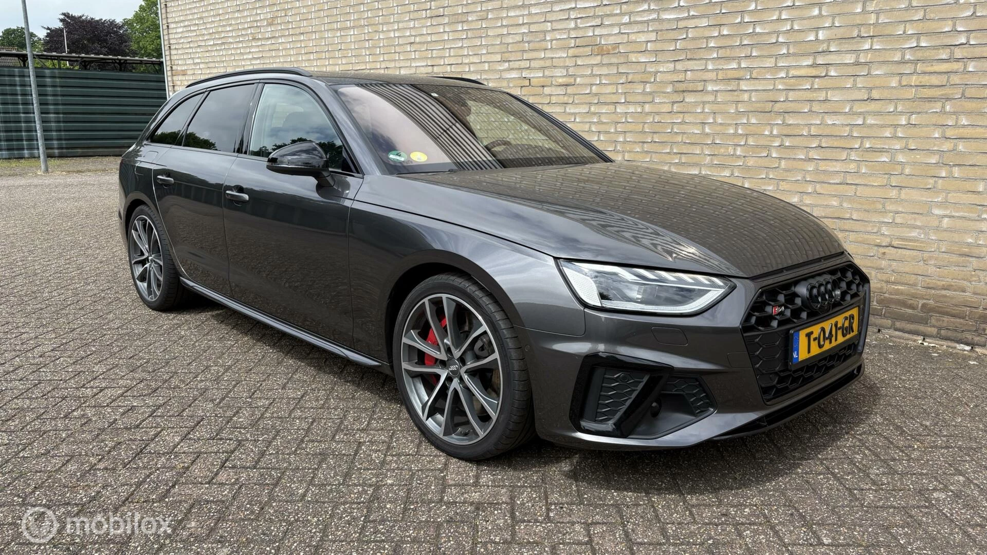 Hoofdafbeelding Audi S4