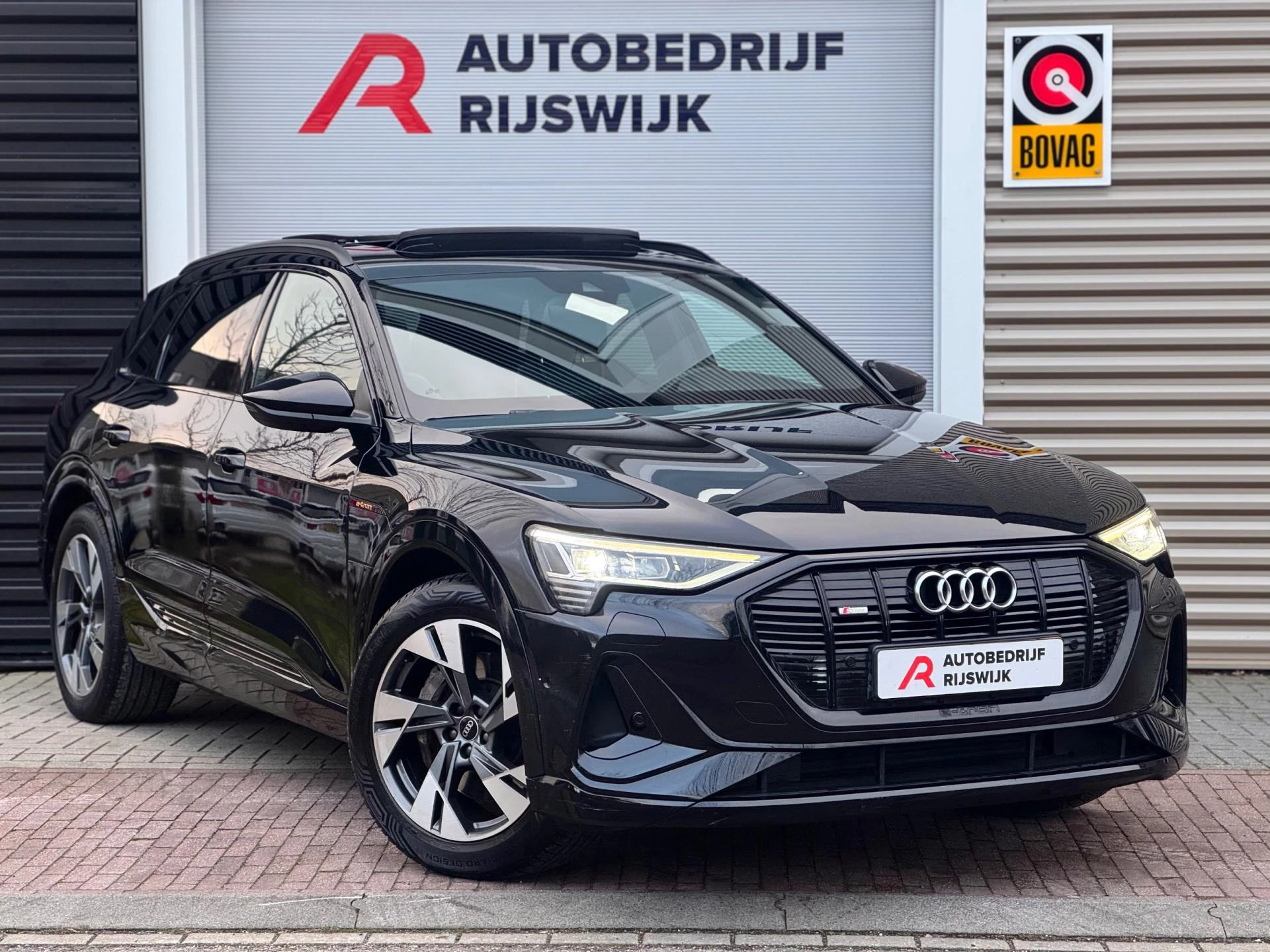 Hoofdafbeelding Audi e-tron