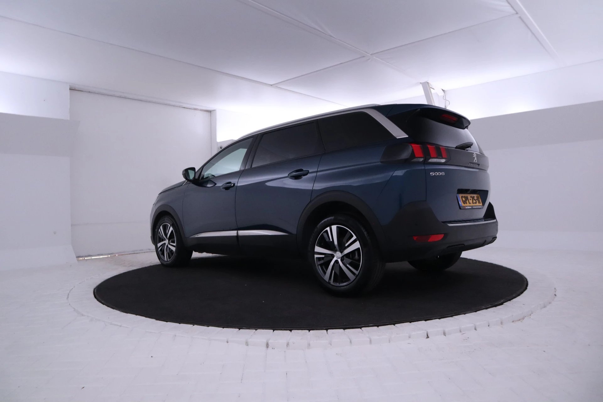 Hoofdafbeelding Peugeot 5008