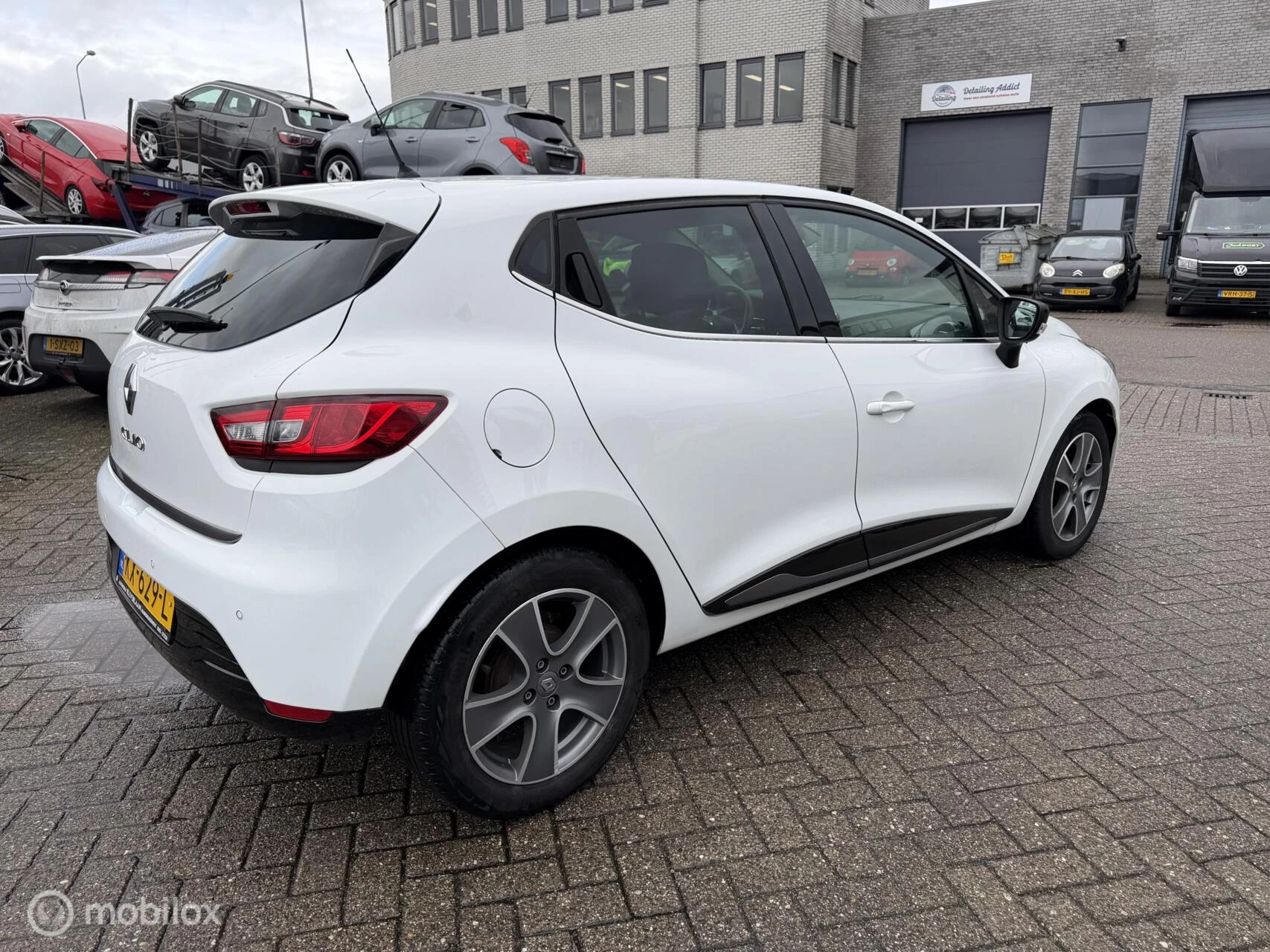 Hoofdafbeelding Renault Clio