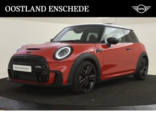MINI Cooper S Hatchback JCW Automaat / Panoramadak / Achteruitrijcamera / JCW Sportstoelen / Harman-Kardon / Park Assistant / LED / Comfort Access