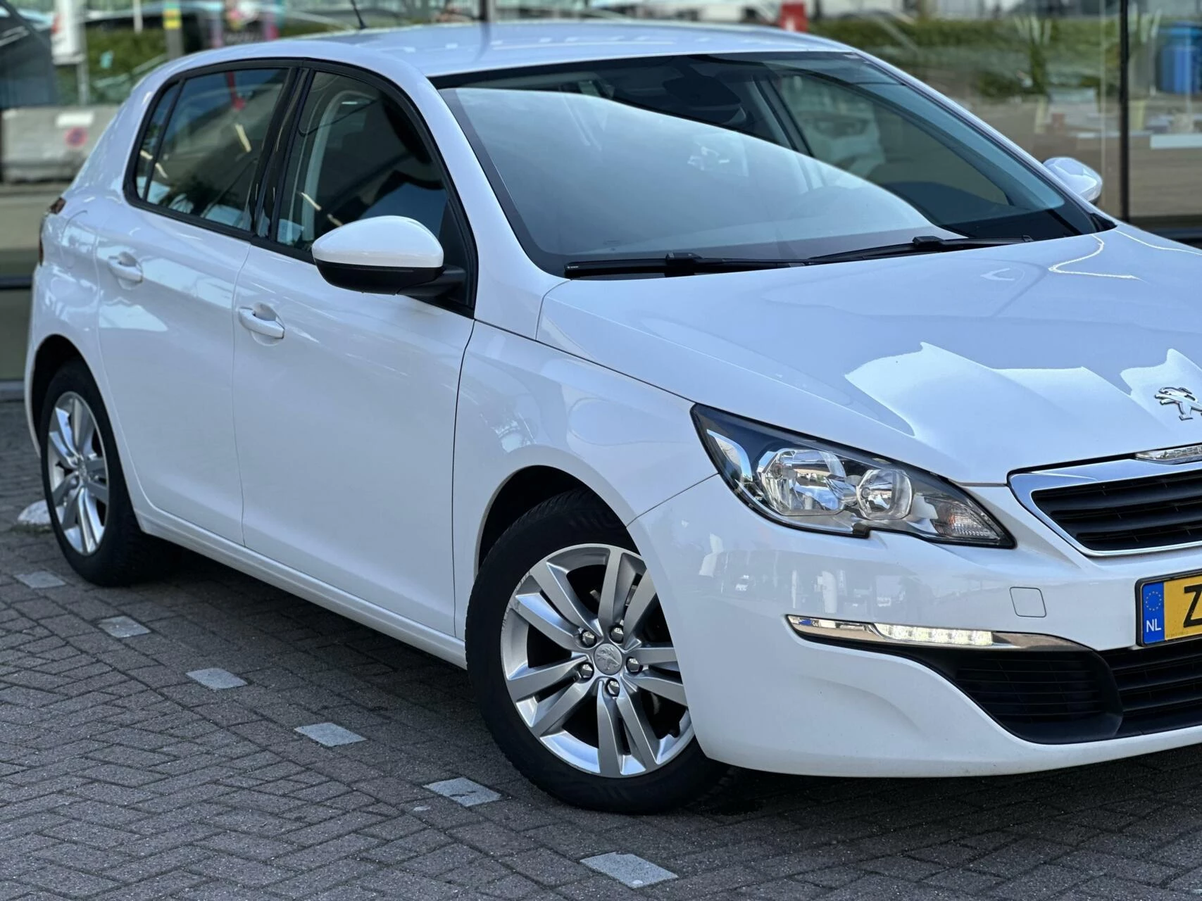 Hoofdafbeelding Peugeot 308