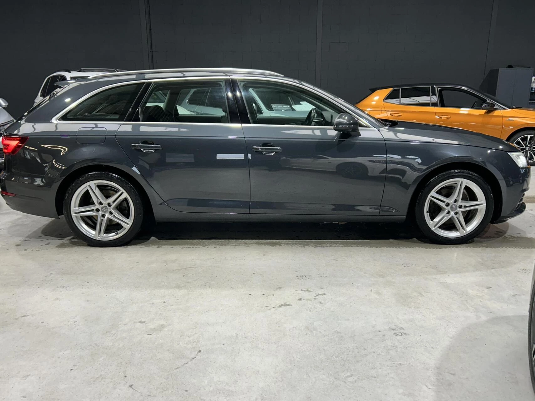 Hoofdafbeelding Audi A4