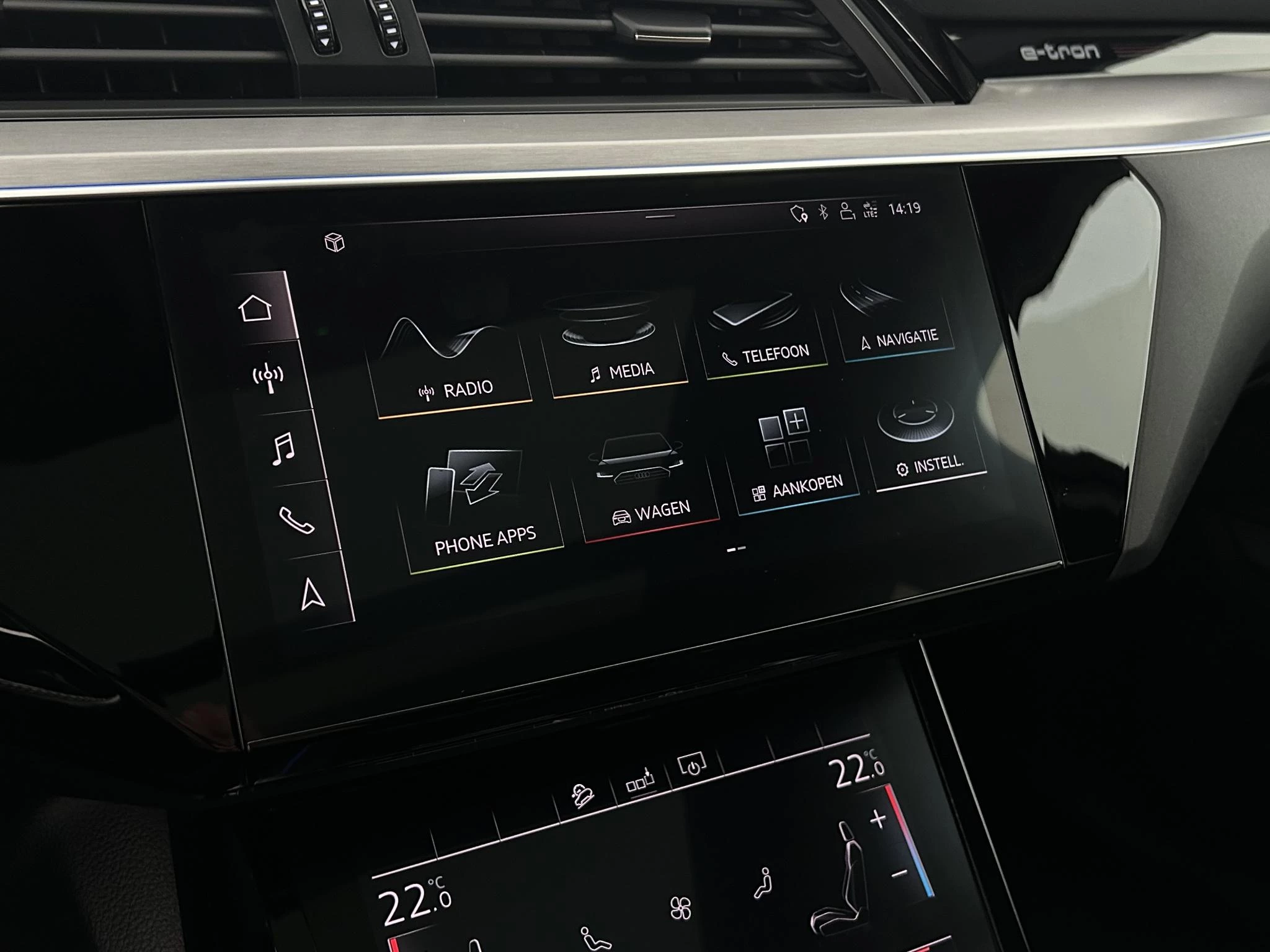 Hoofdafbeelding Audi e-tron