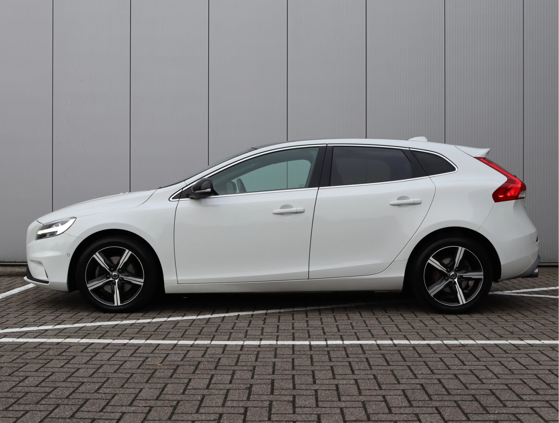 Hoofdafbeelding Volvo V40