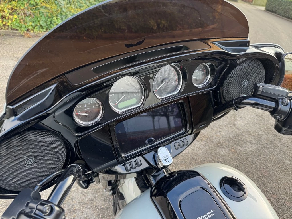 Hoofdafbeelding Harley-Davidson Street Glide