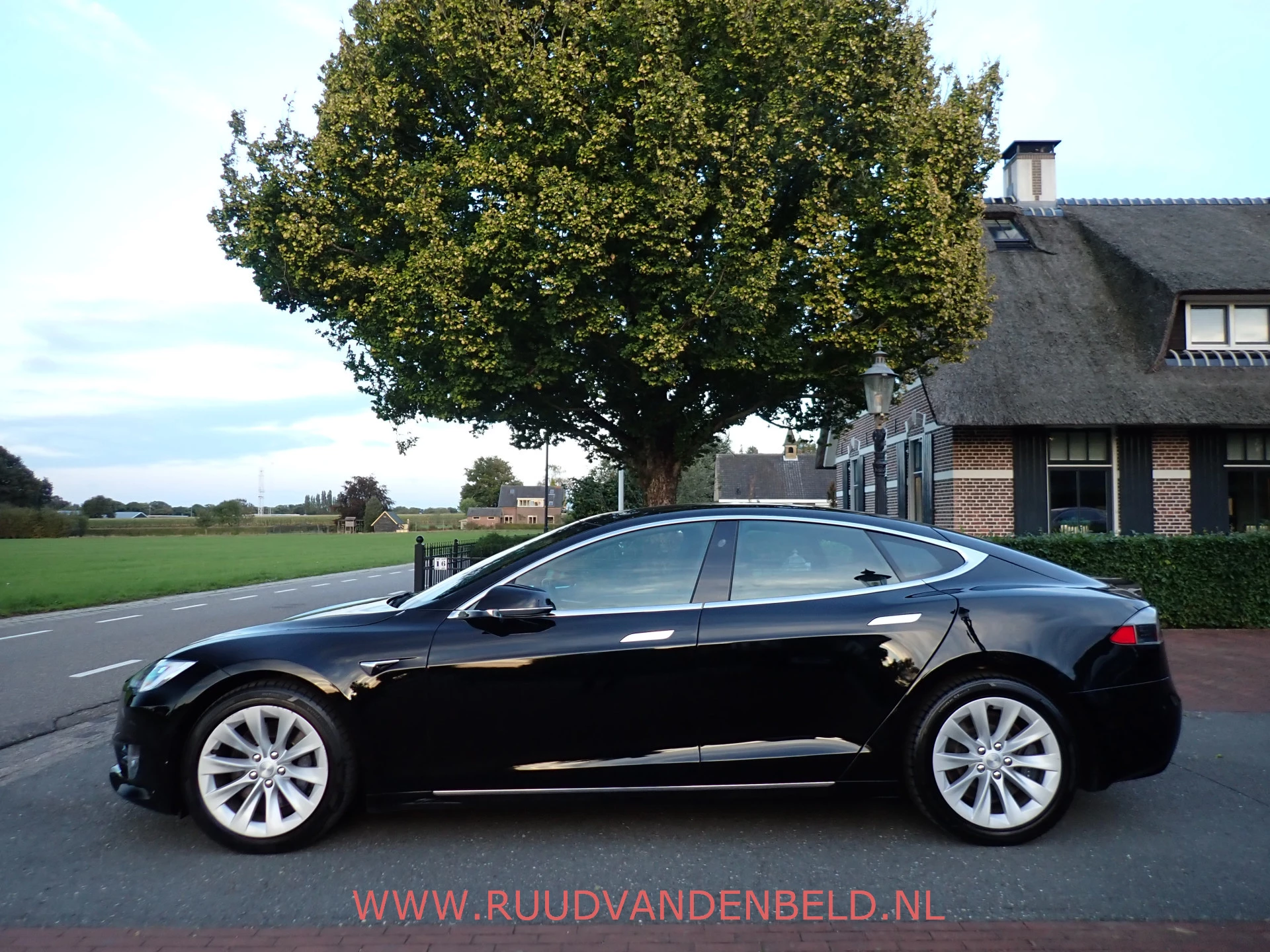 Hoofdafbeelding Tesla Model S