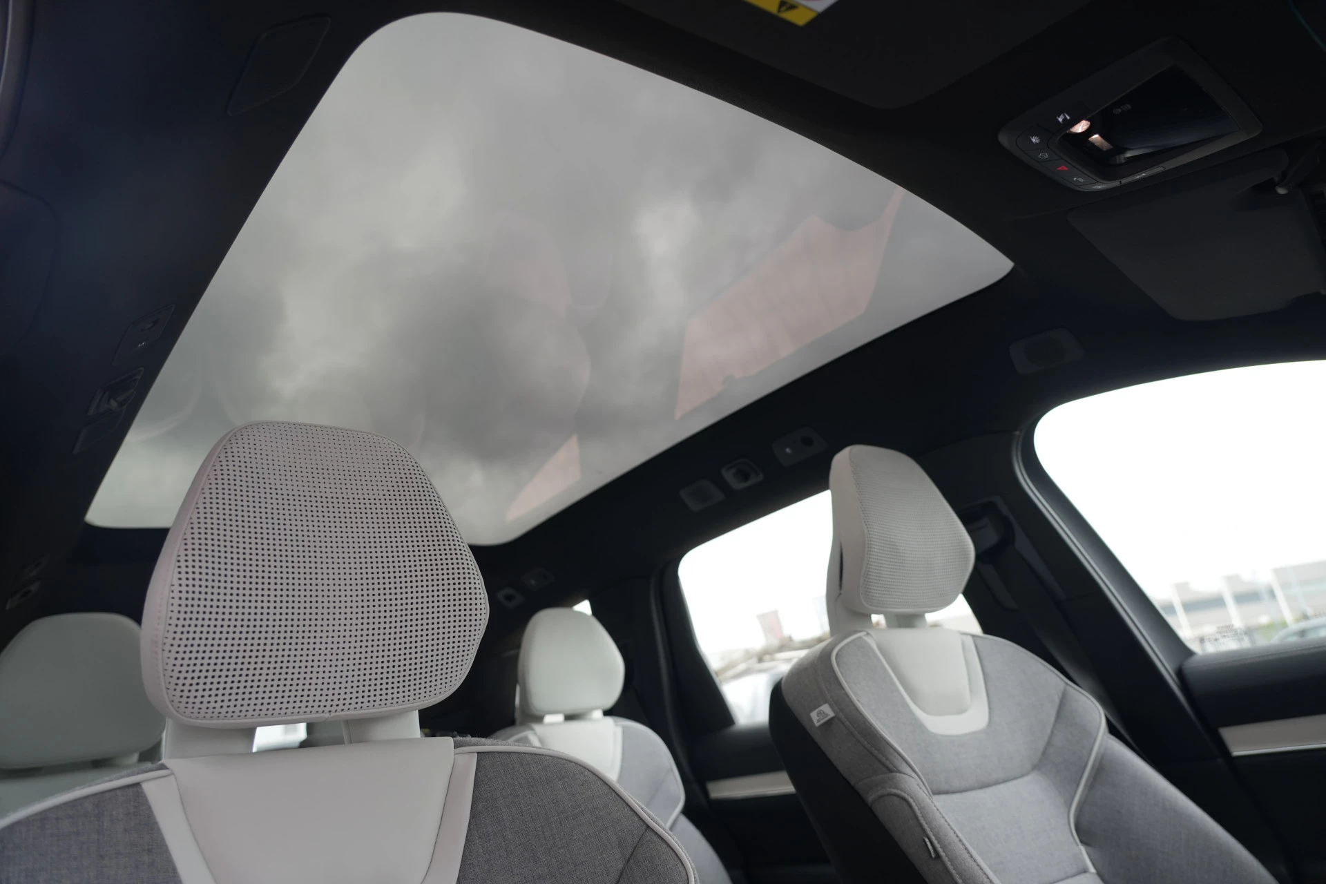Hoofdafbeelding Volvo EX90