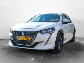 Peugeot e-208 EV Allure Pack 50 kWh (136 PK) 2e-Eig. & Dealer-Onderh. BOVAG-Garantie, NL-Auto. Navigatie/Apple-Carplay/Android-Auto, L.M.Velgen, Achteruitrijcamera, Keyless-Entry, DAB, Licht-Zicht-Pakket, Parelmoer, Privacy-Glas