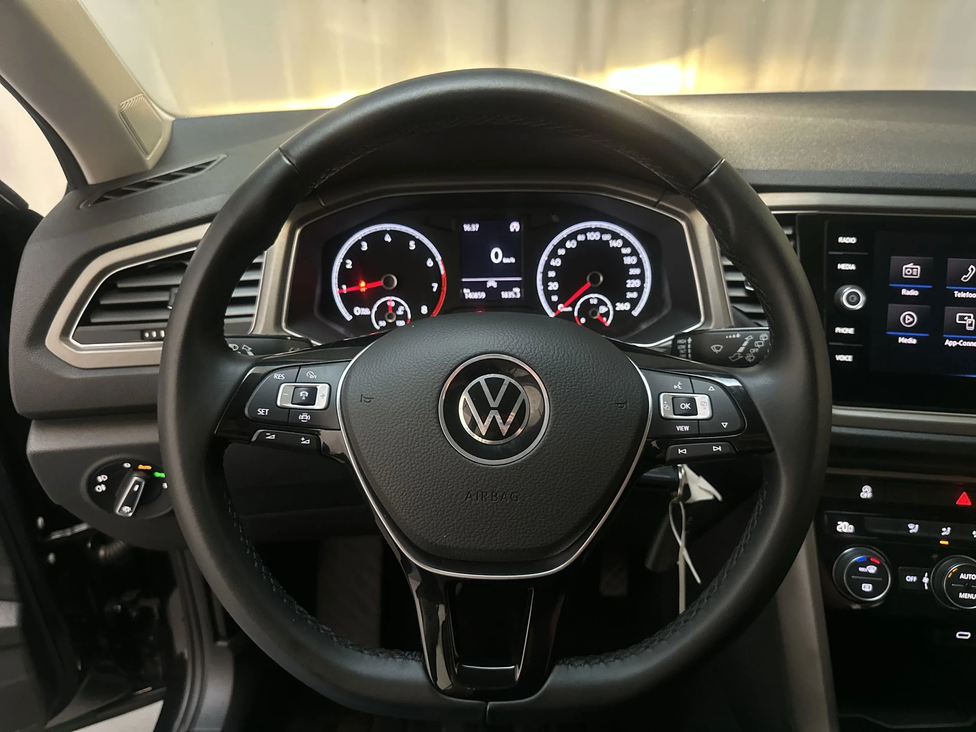 Hoofdafbeelding Volkswagen T-Roc
