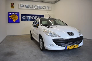 Hoofdafbeelding Peugeot 206 Peugeot 206 1.4 VTI 5 deurs Urban Move 33.000 Km. 1e Eig. 75 Pk.