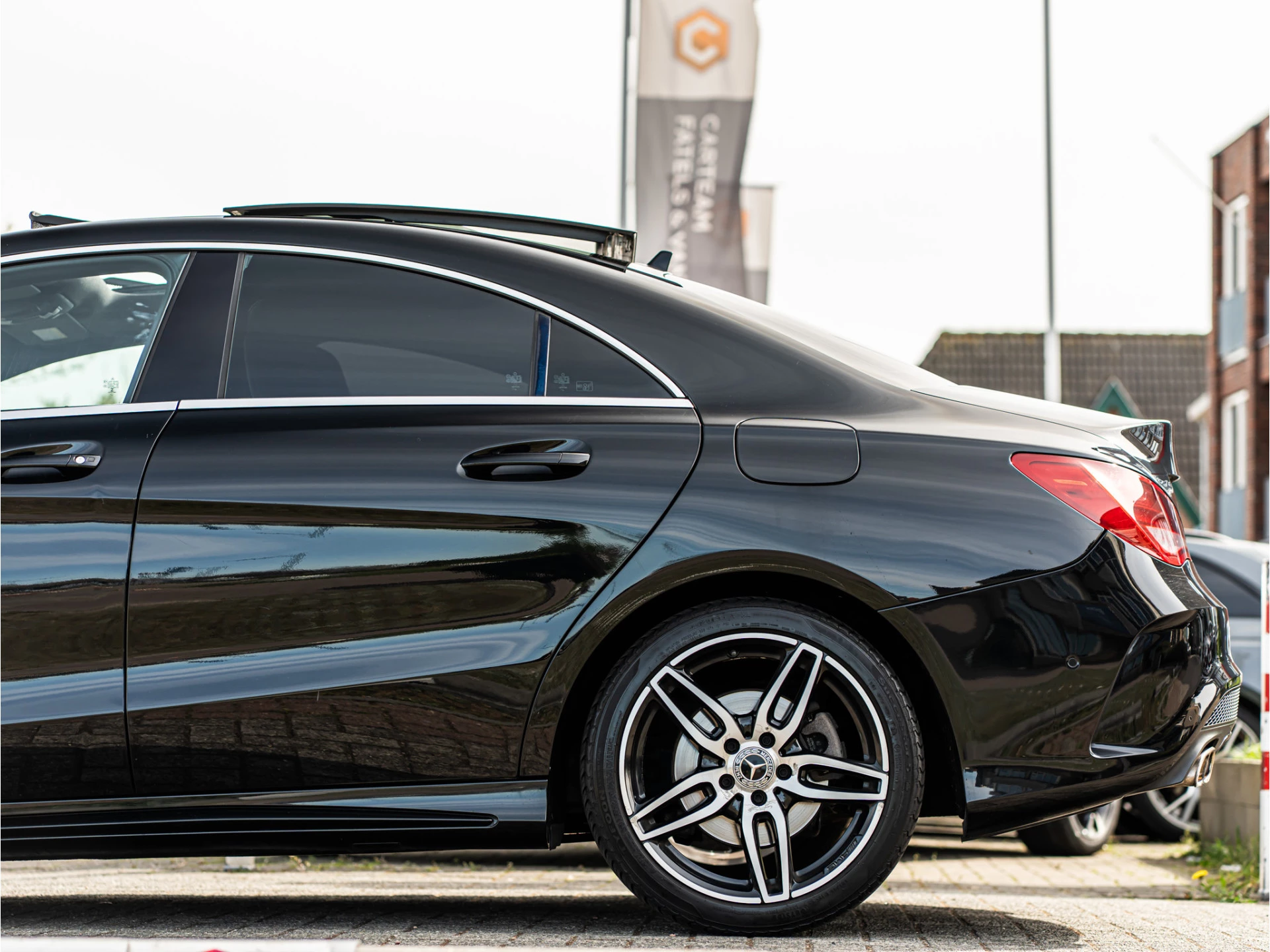 Hoofdafbeelding Mercedes-Benz CLA