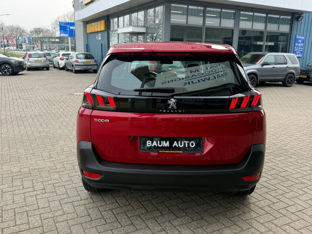 Hoofdafbeelding Peugeot 5008
