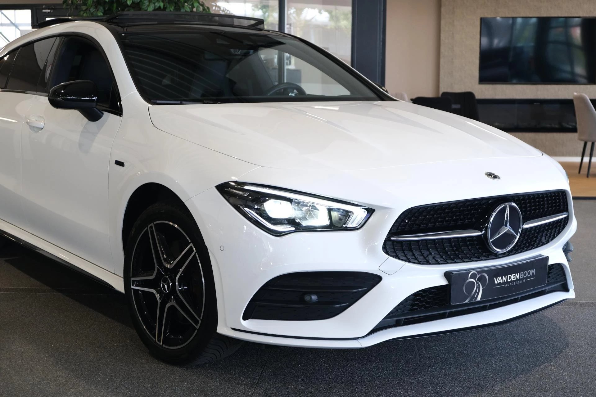 Hoofdafbeelding Mercedes-Benz CLA