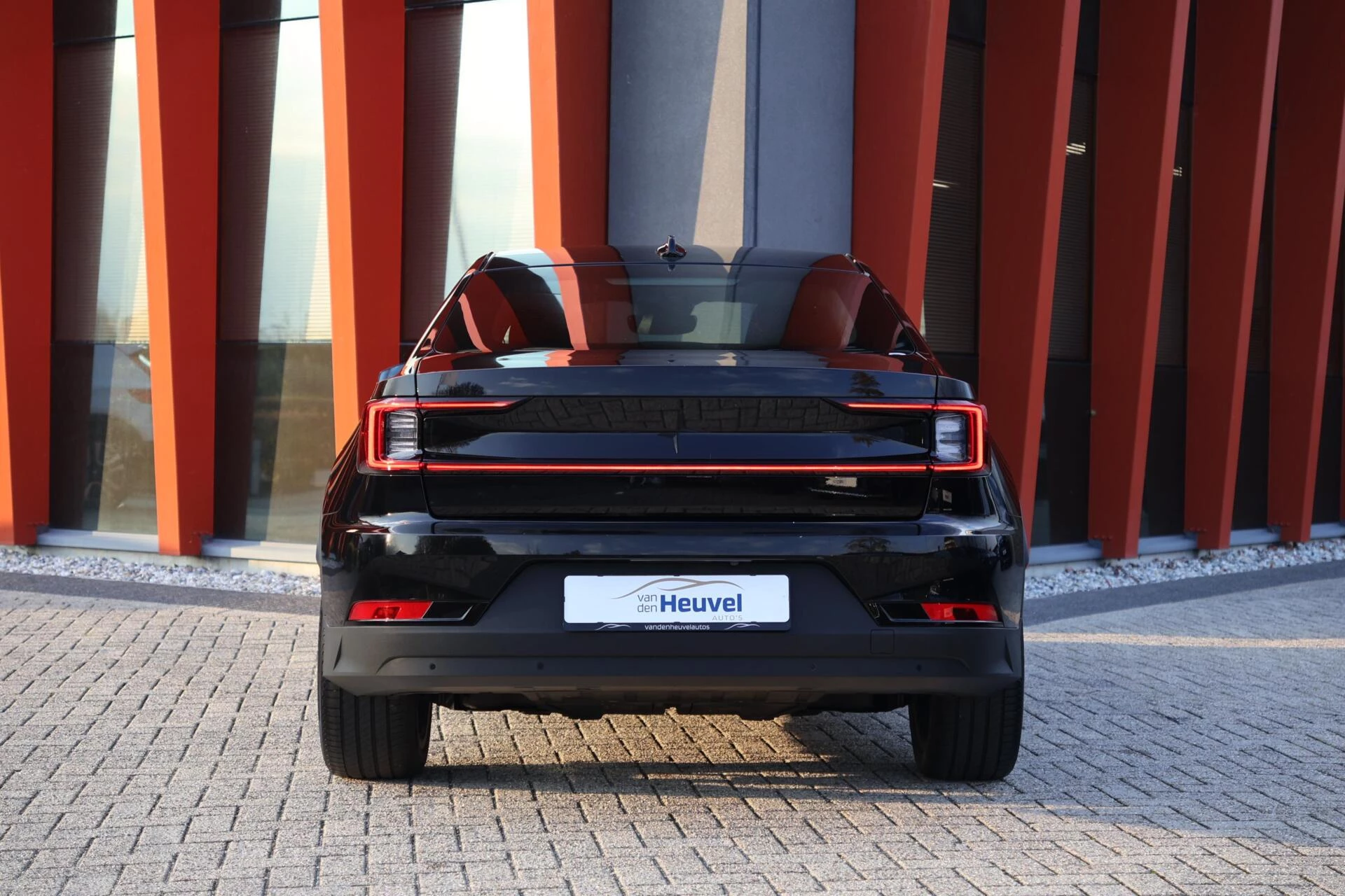 Hoofdafbeelding Polestar 2