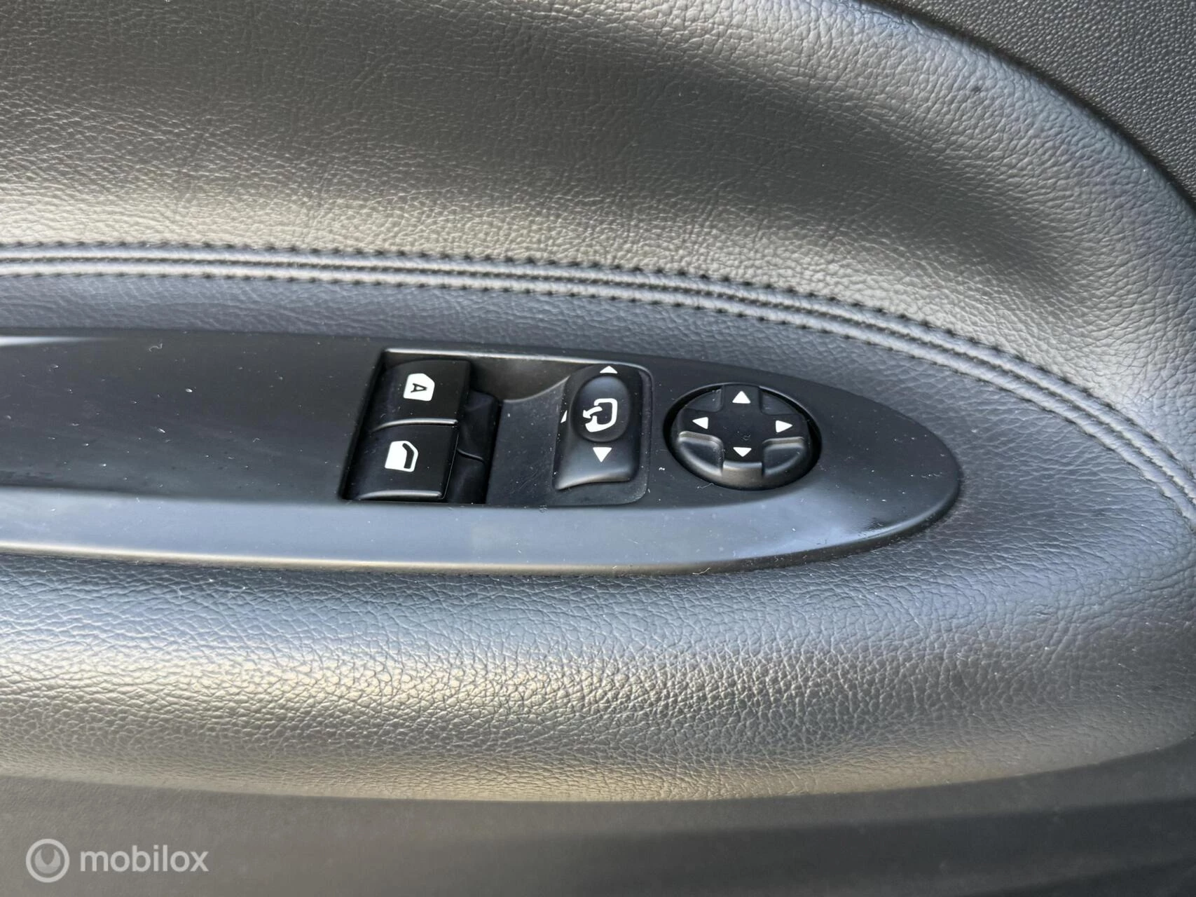 Hoofdafbeelding DS DS 3