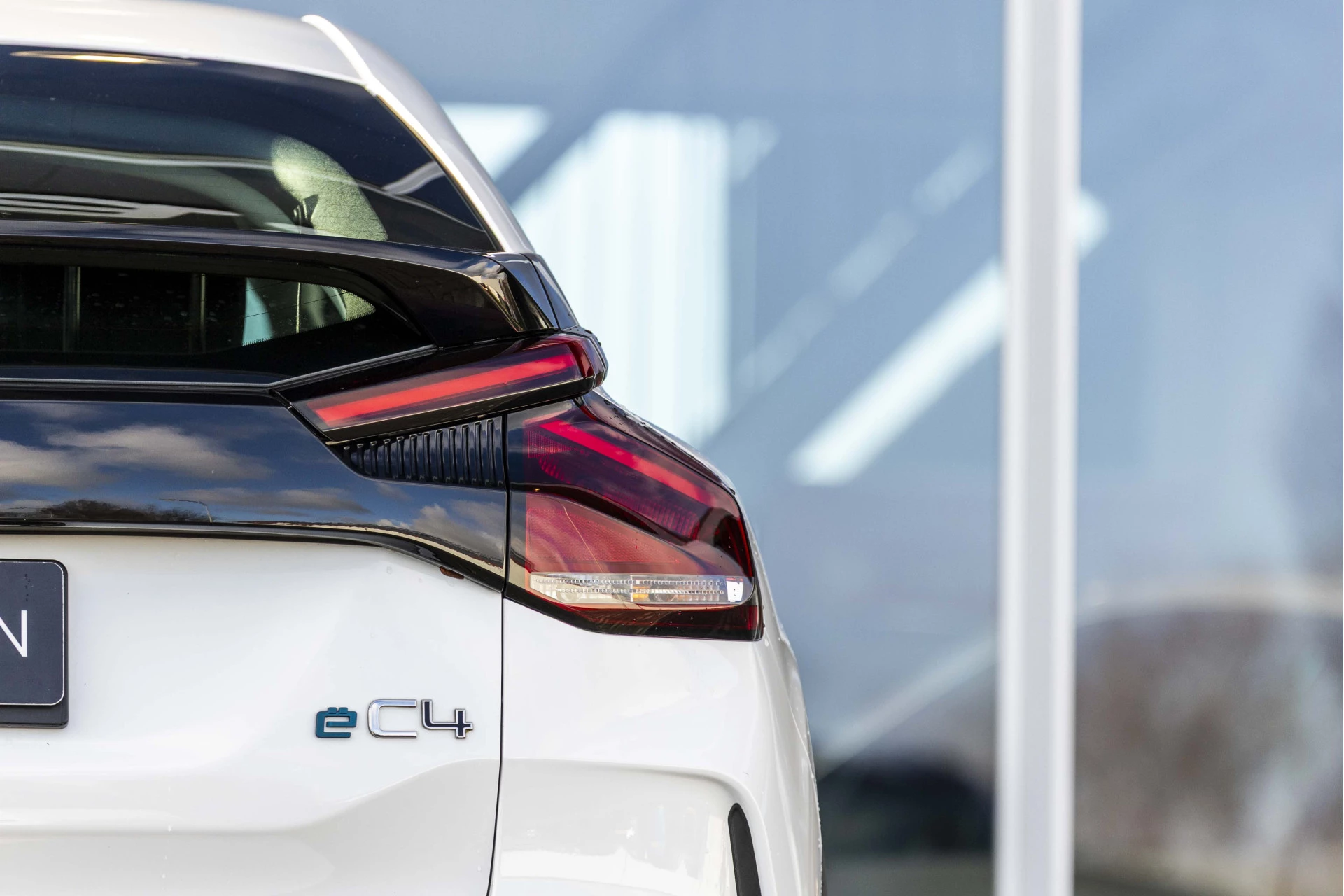 Hoofdafbeelding Citroën ë-C4