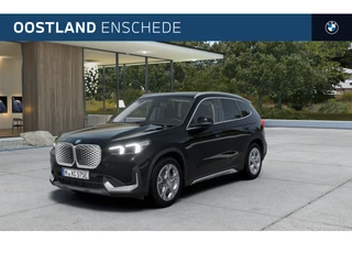 BMW iX1 eDrive20 xLine / Trekhaak / Achteruitrijcamera / Adaptieve LED / Comfort Access / Parking Assistant / Stoelverwarming