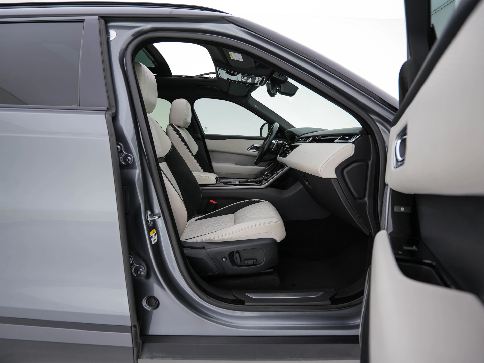 Hoofdafbeelding Land Rover Range Rover Velar