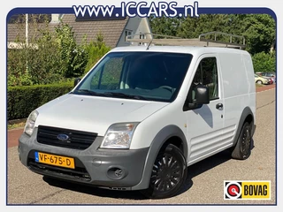 Hoofdafbeelding Ford Transit Connect Ford Transit Connect 1.8 TDCI - Airco - Imperiaal - Trekhaak !!