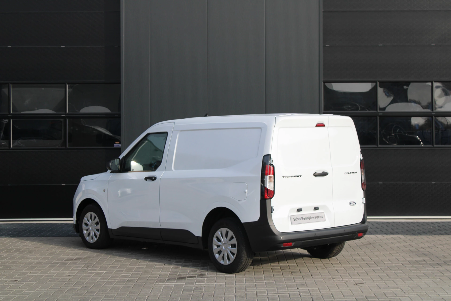 Hoofdafbeelding Ford Transit Courier