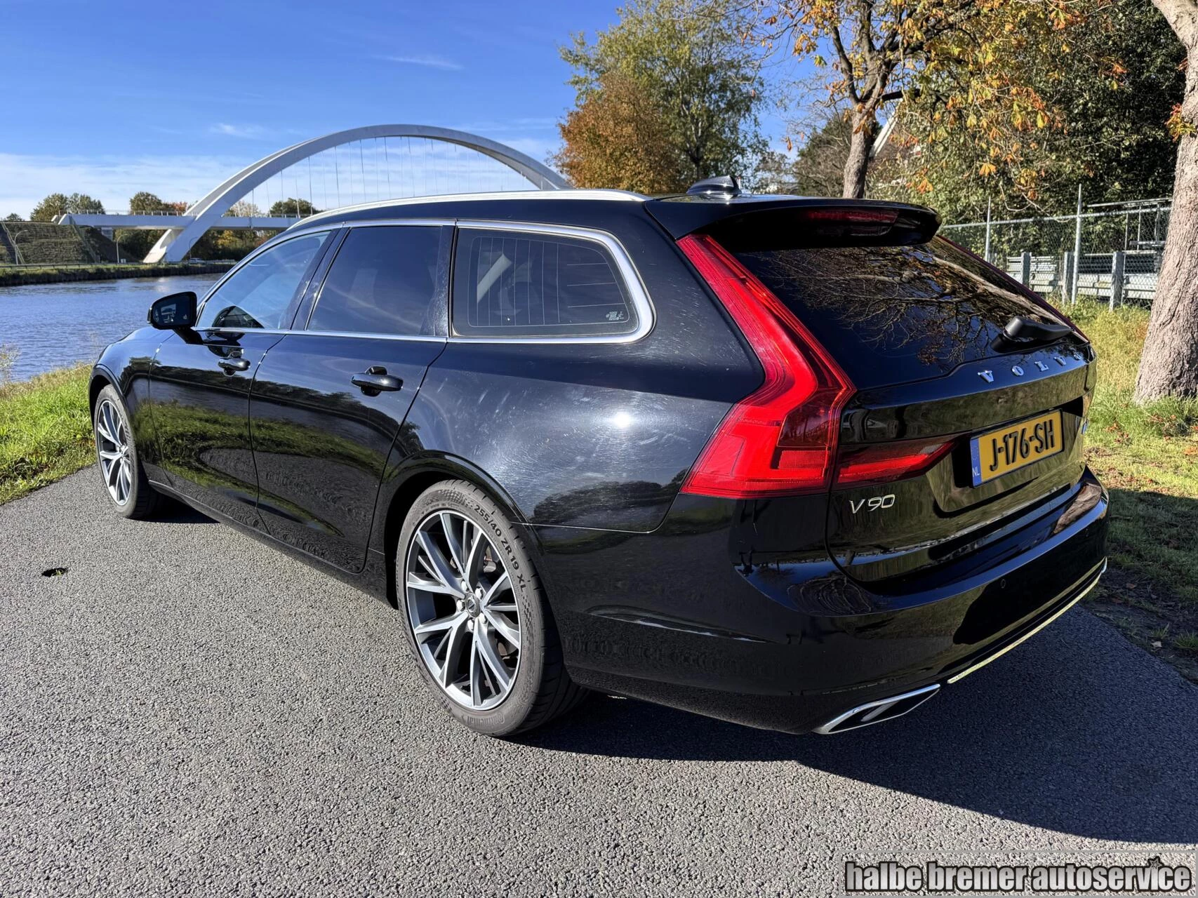 Hoofdafbeelding Volvo V90