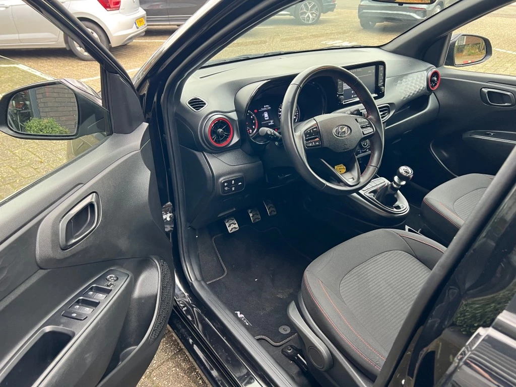 Hoofdafbeelding Hyundai i10