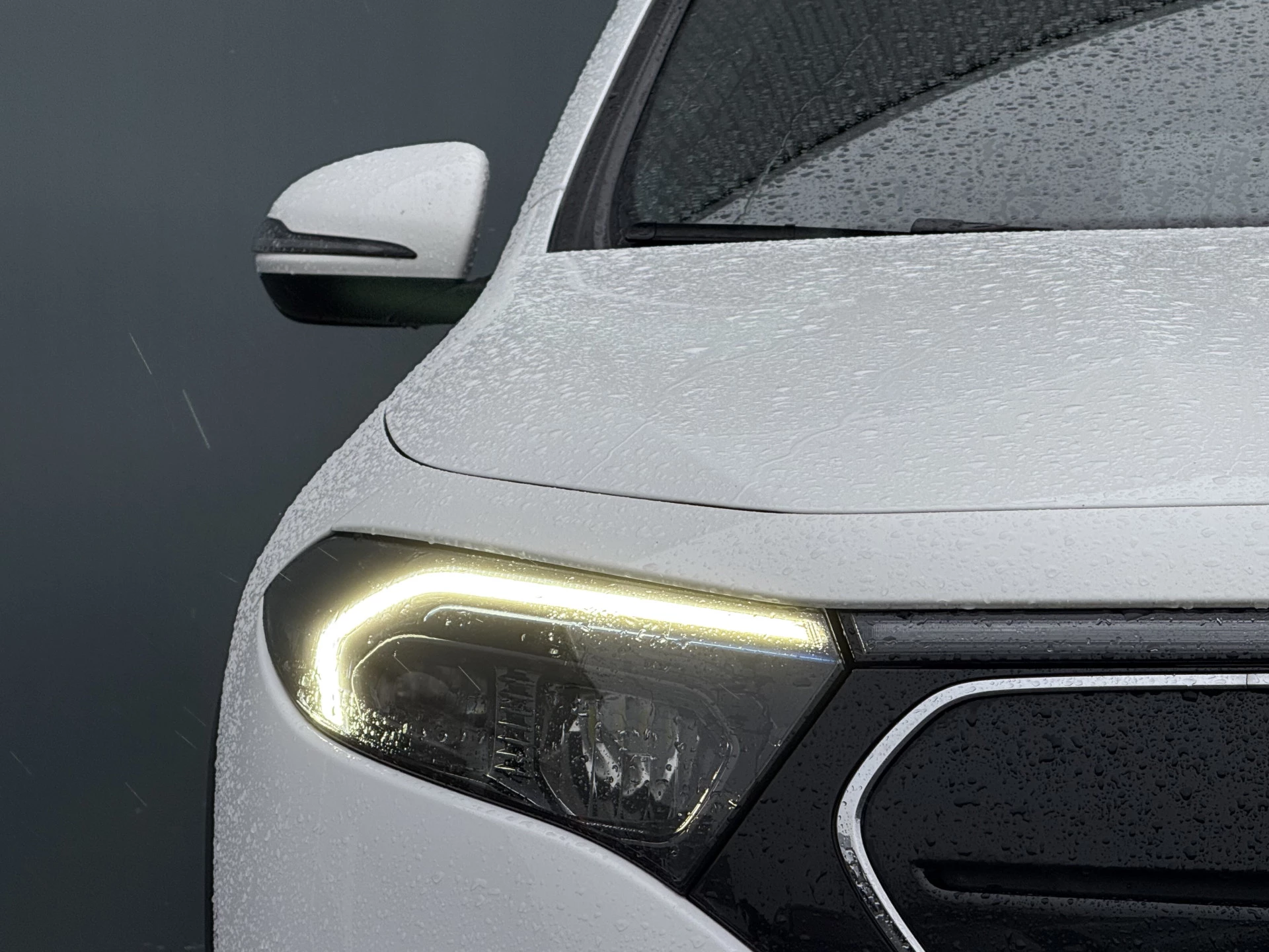 Hoofdafbeelding Mercedes-Benz EQA